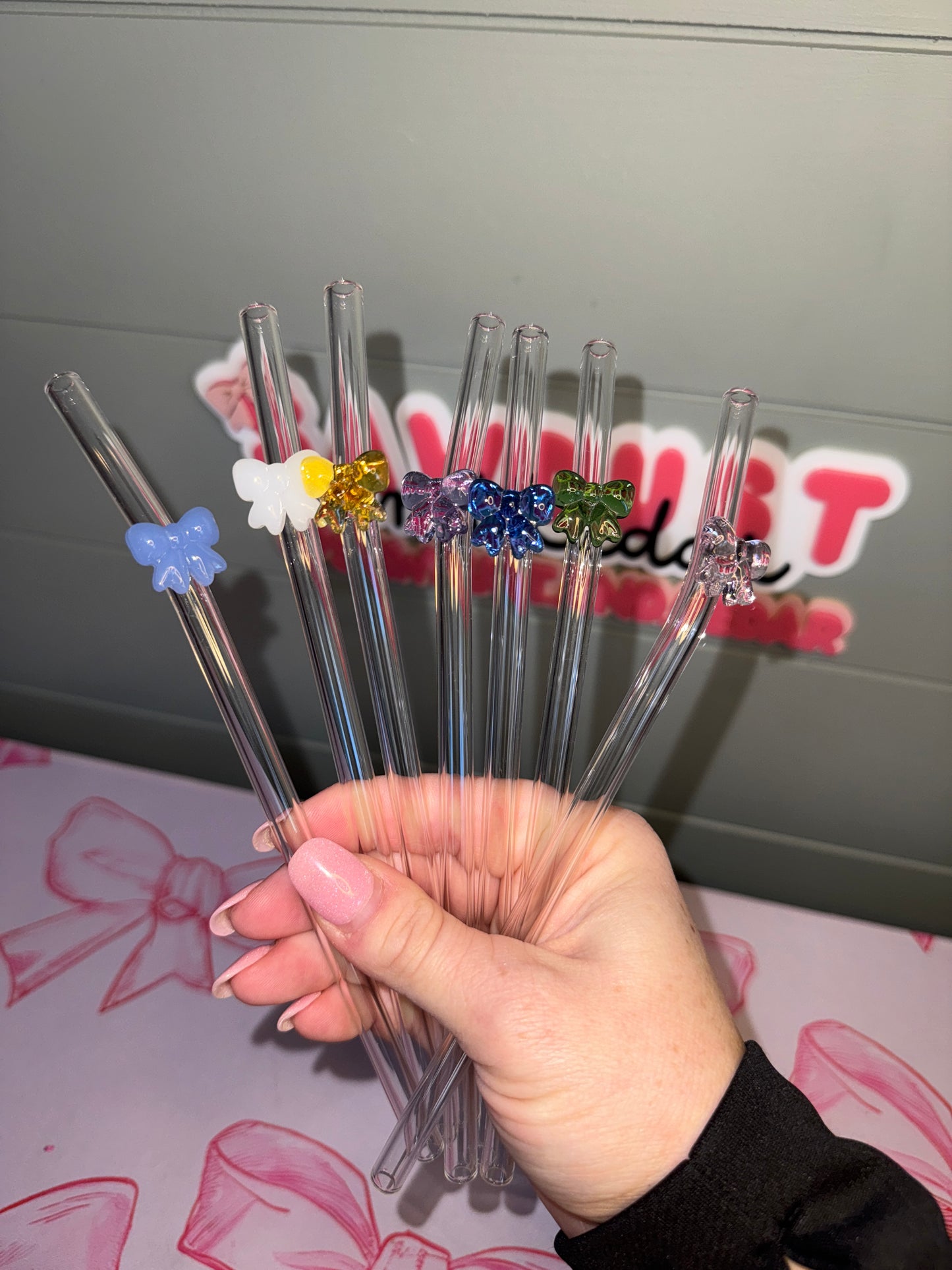Bow Glass Straw