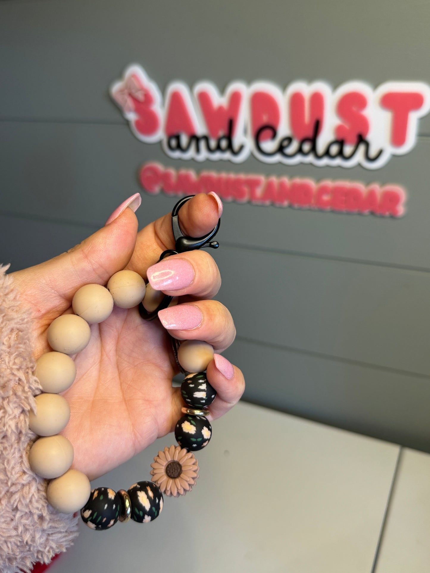 Daisy Dreams Wristlet