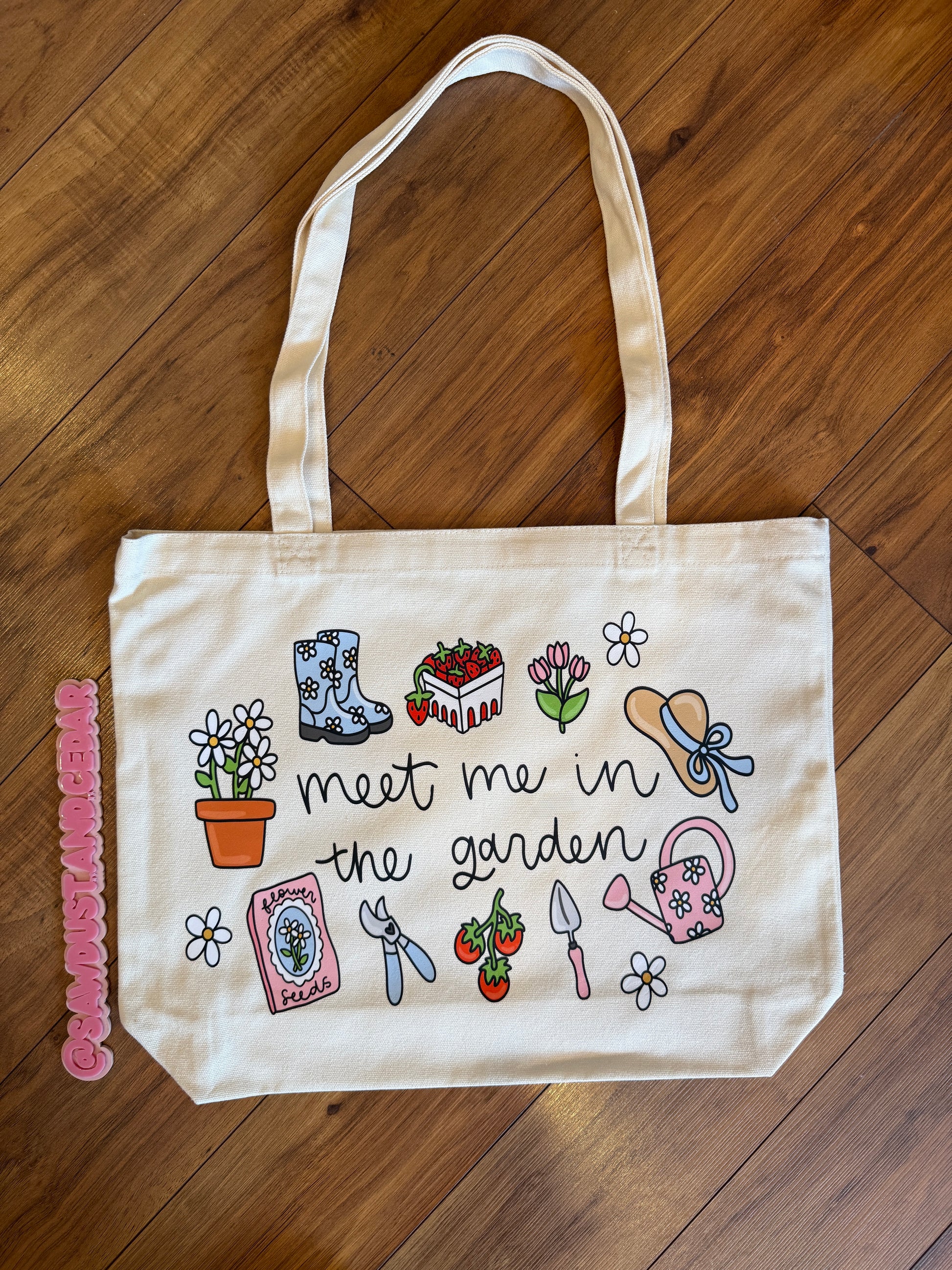 XXL Tote Bags - Sawdust and Cedar