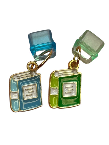 Kindle Charm (type C and Lightning port IPhone available)