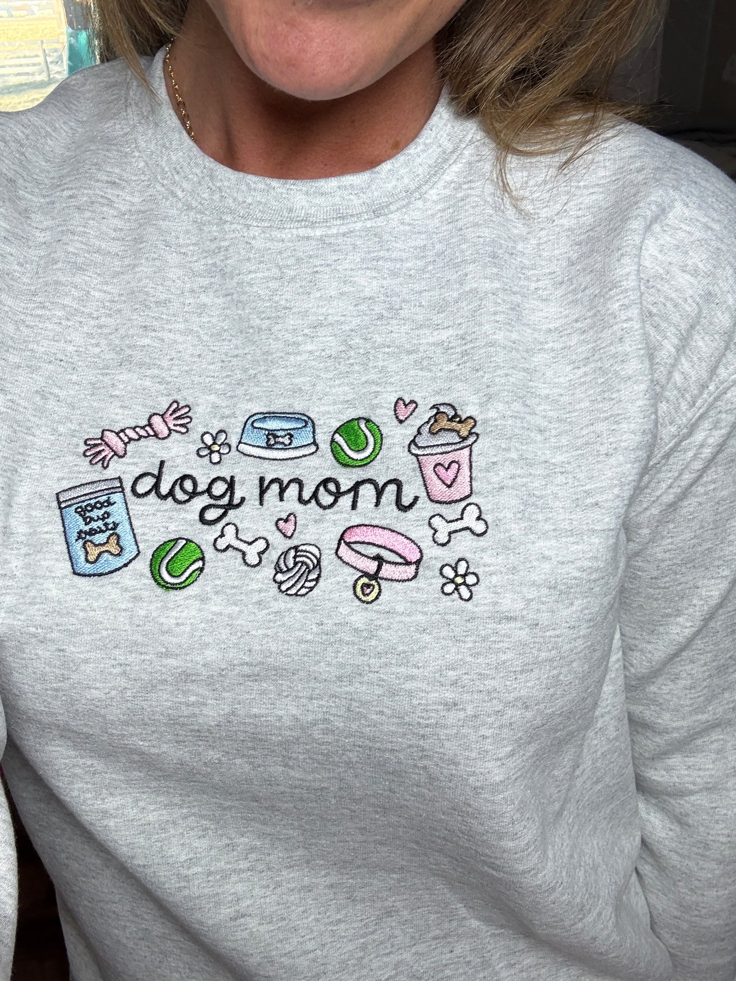 Dog Mom Crewneck