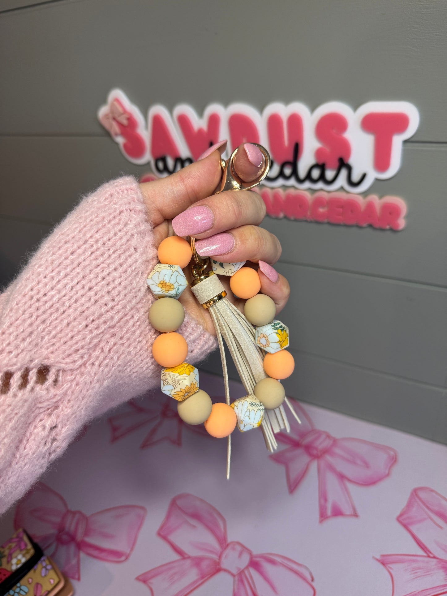 Peach Daisies Wristlet