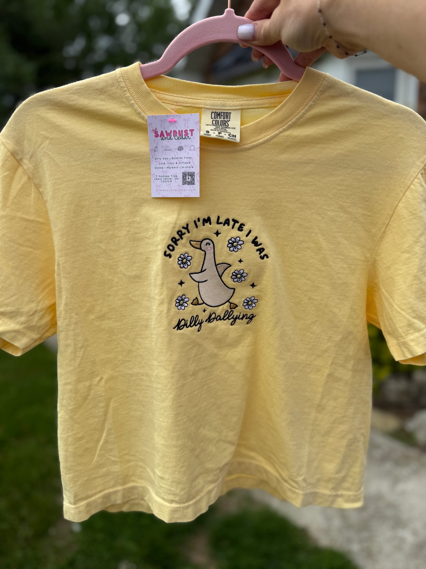 Dilly Dally Crop Tee