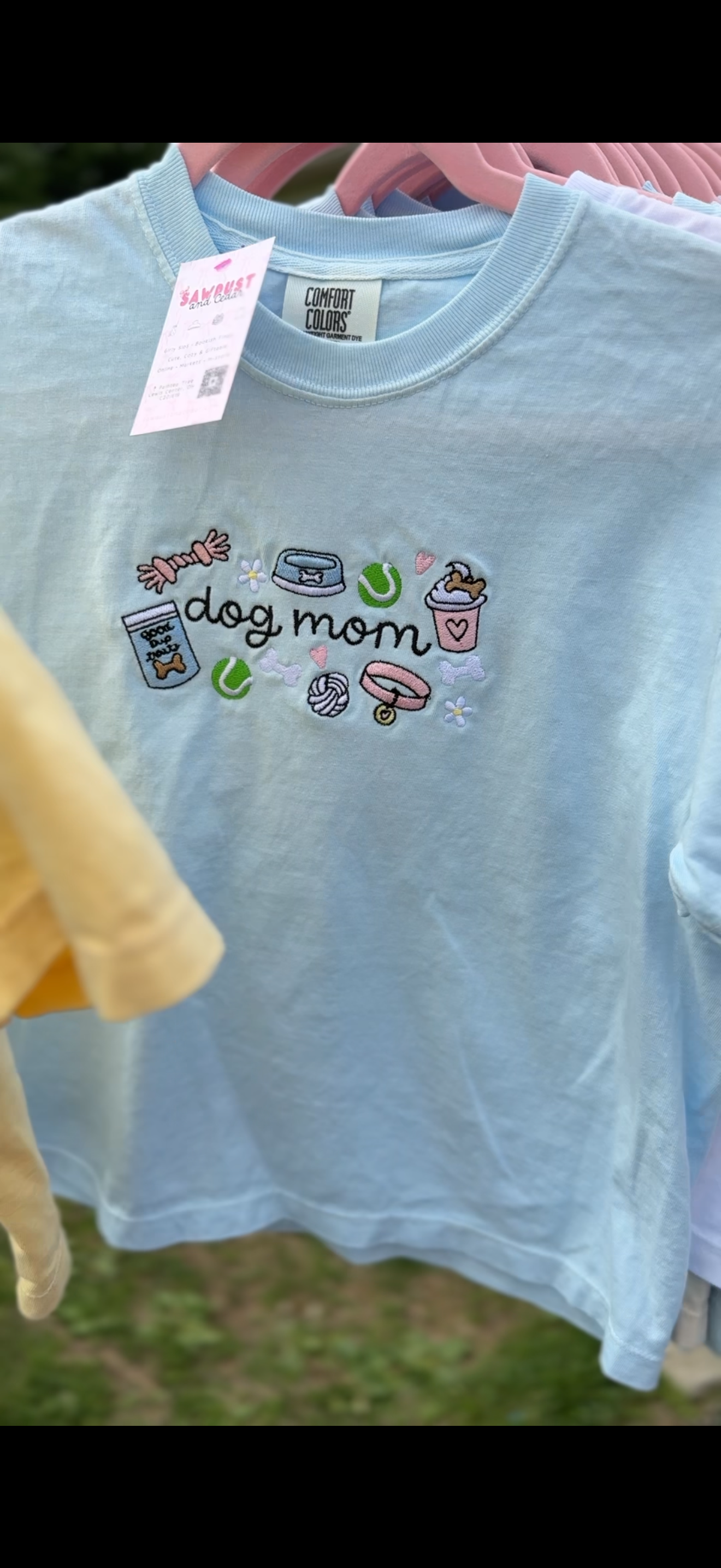 Dog Mom Crop Tee